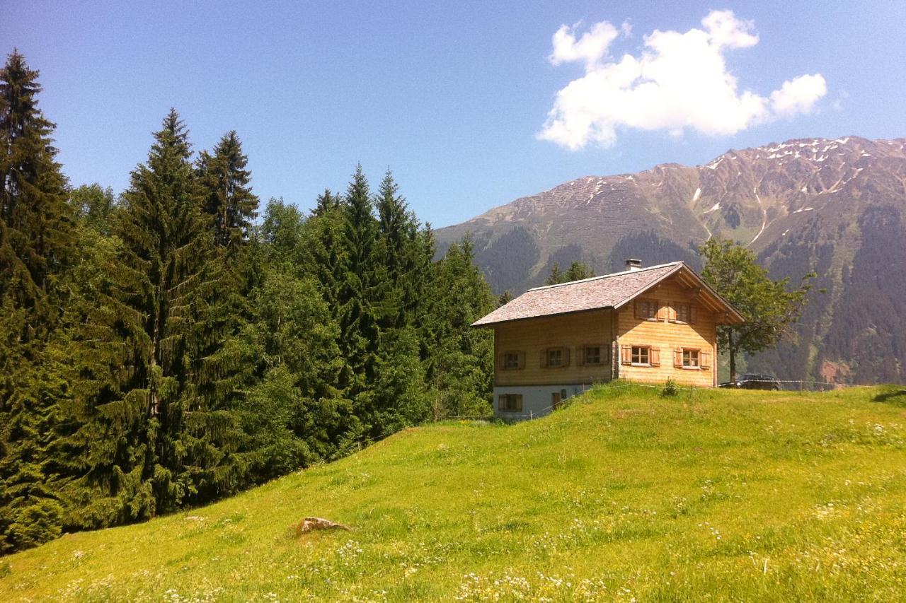 AlpenApart Montafon - Bitschweil Hüsle Villa Schruns Habitación foto